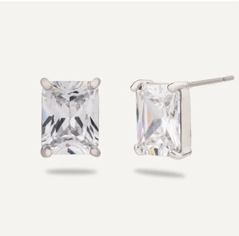 Cubic zirconia Studs