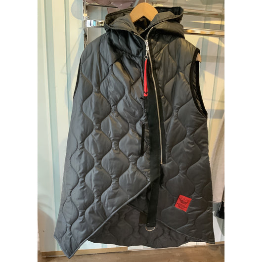 Grey studio quilted gilet