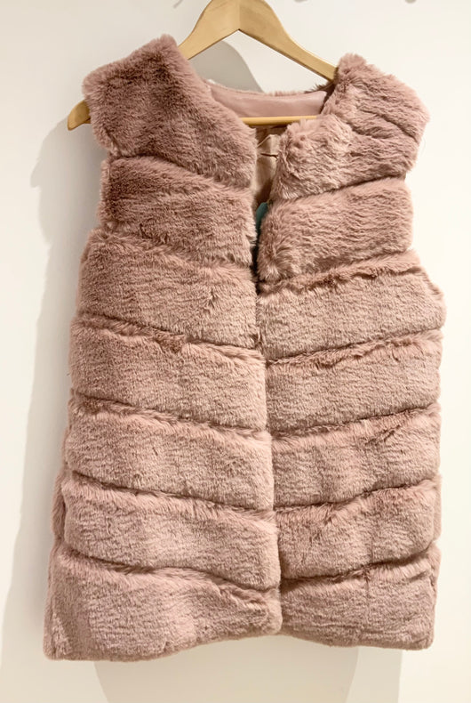Blush Pink Faux Fur Gilet